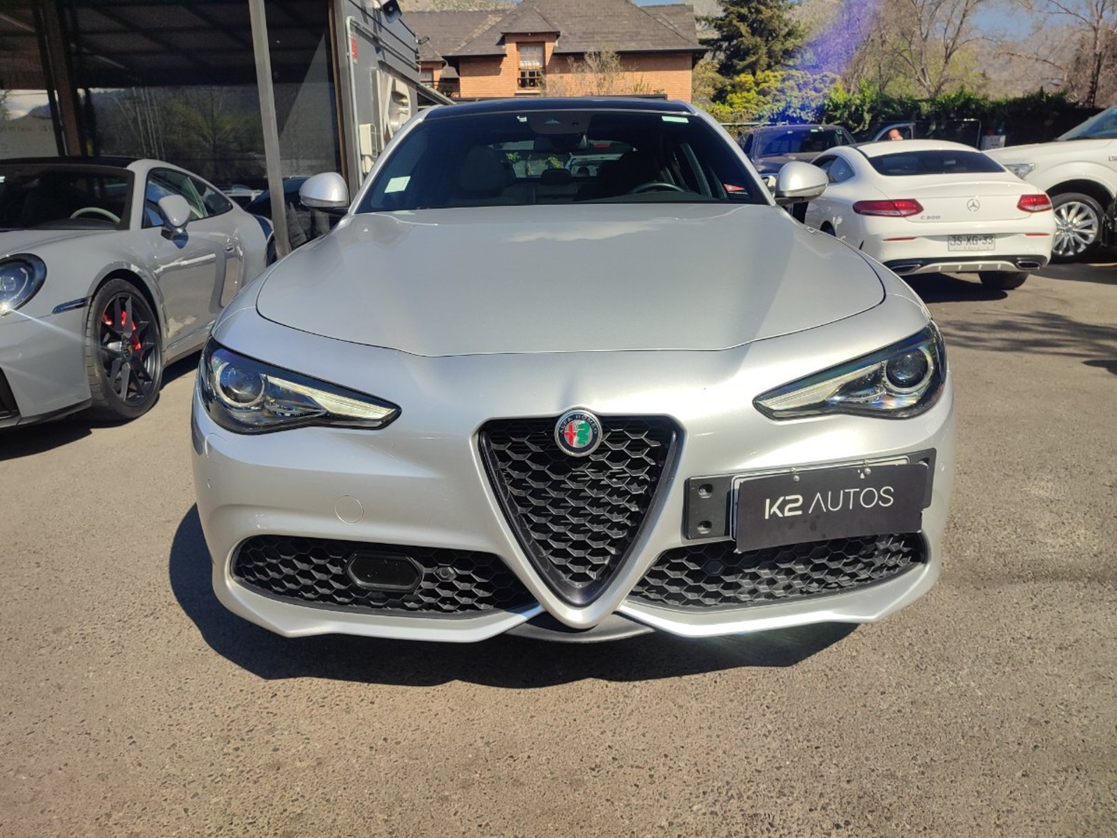 Alfa Romeo GIULIA VELOCE 2.0 TURBO 280 HP 2022 - Foto 2 de 18