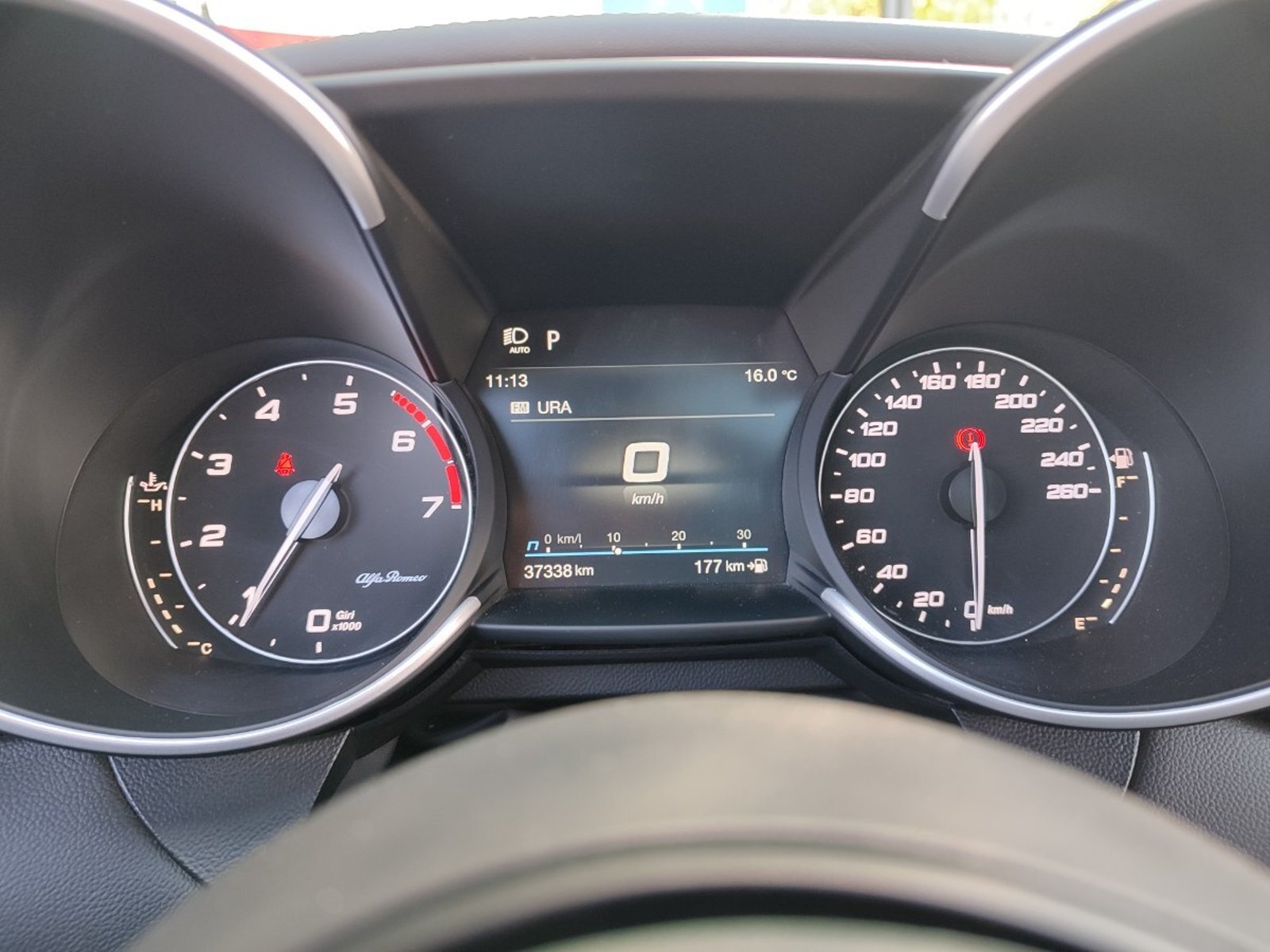 Alfa Romeo GIULIA VELOCE 2.0 TURBO 280 HP 2022 - Imagen 18 de 18