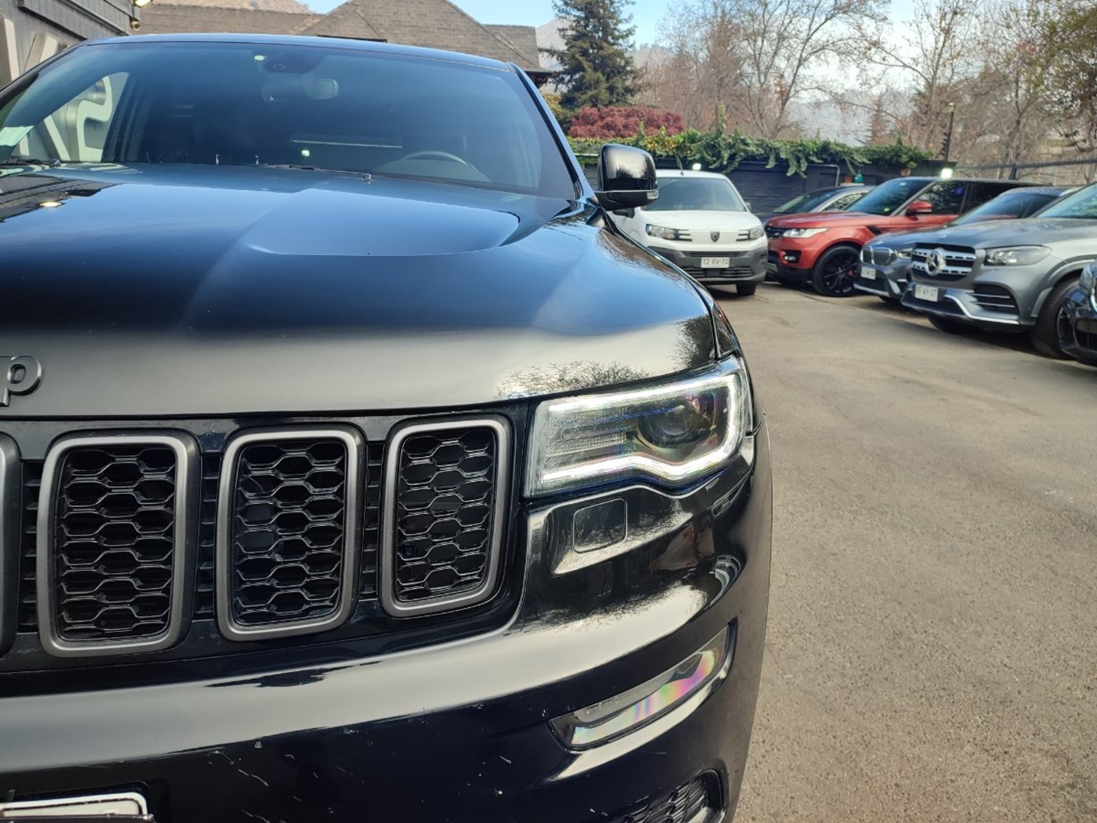 Jeep GRAND CHEROKEE LIMITED X 3.6 4X4 2022 - Foto 3 de 17