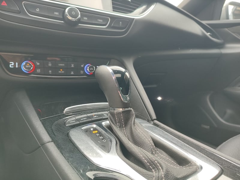 Opel INSIGNIA GS INNOVATION 2.0 AT 2020 - Imagen 14 de 17