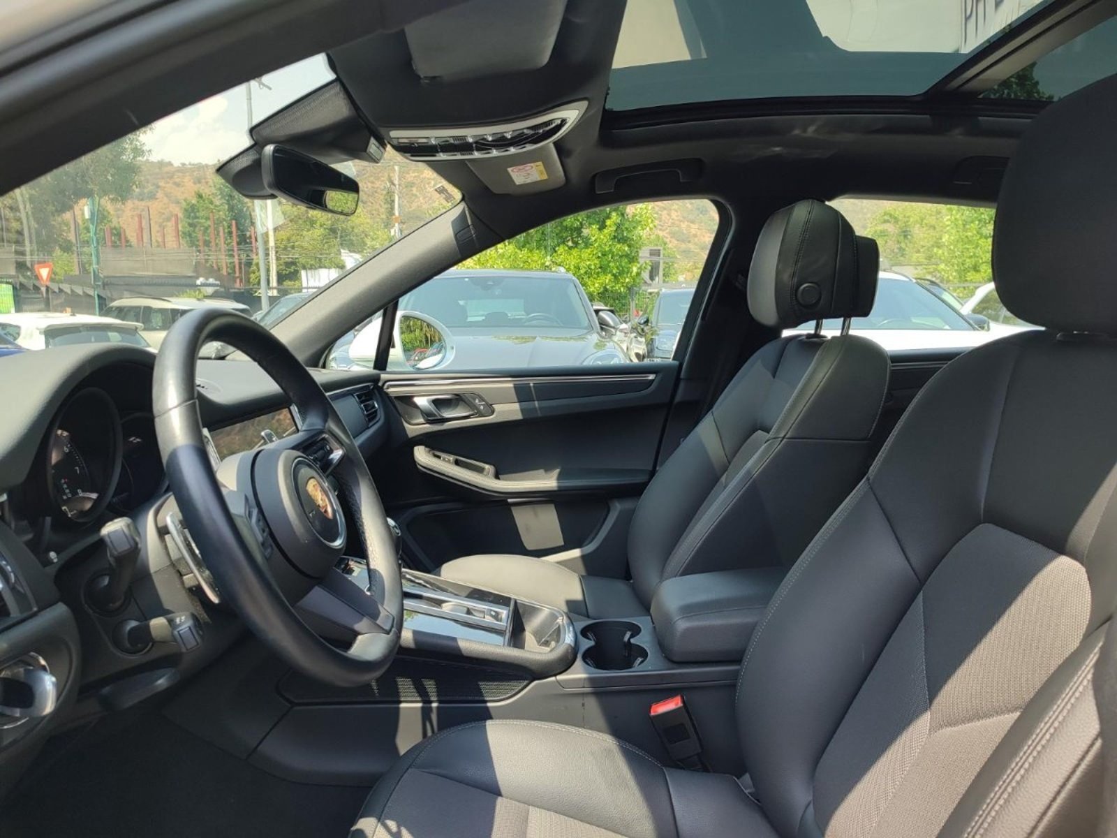 PORSCHE MACAN R4 III 4WD 2.0 2024 - Imagen 10 de 17