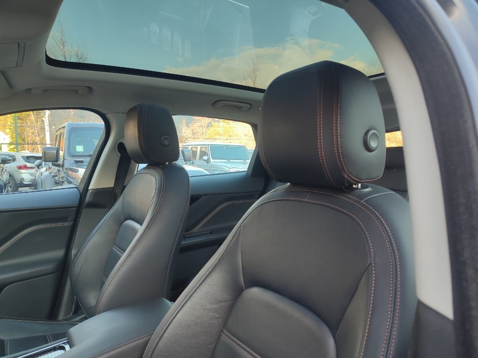 Jaguar F-PACE PRESTIGE 2.0D 4X4 2019 - Imagen 13 de 17