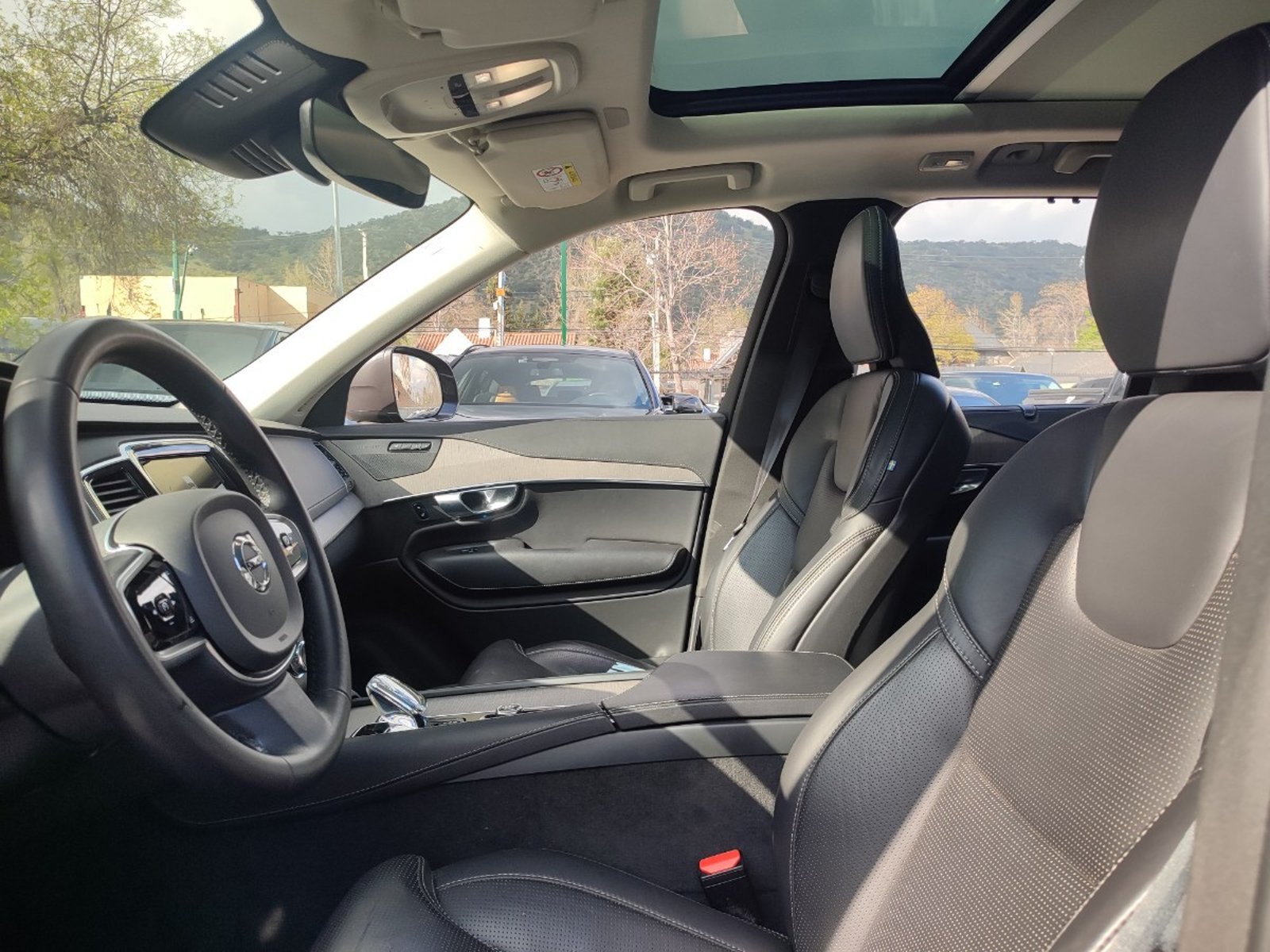 Volvo XC90 T8 II RECHARGE PLUS 2.0 AWD 2024 - Imagen 12 de 18