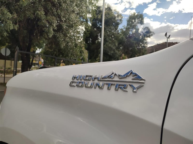 Chevrolet SILVERADO HIGH COUNTRY 3.0 DT 4WD 2024 - Imagen 9 de 16