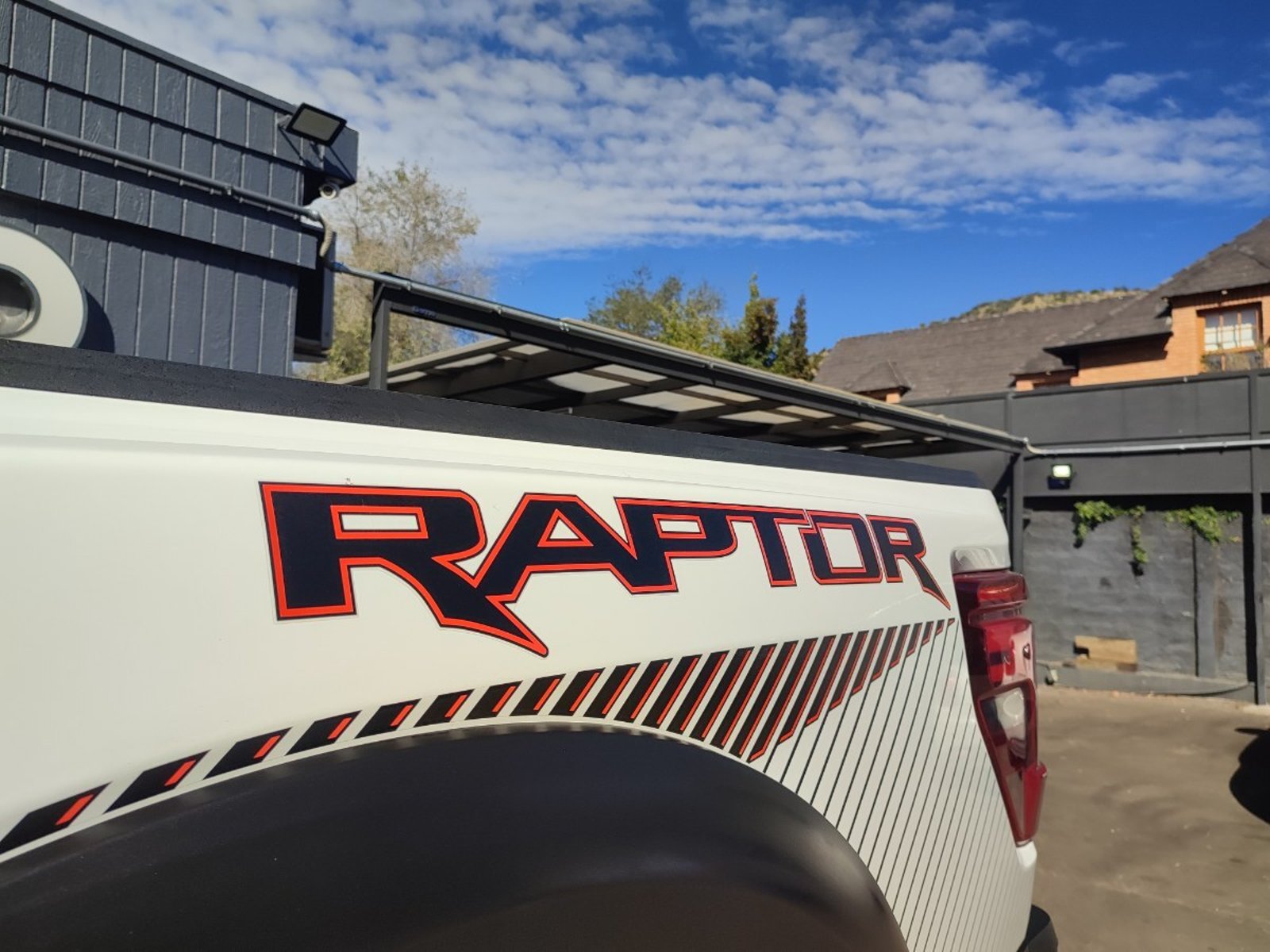 Ford F-150 RAPTOR 3.5 ECOBOOST 4WD 2025 - Imagen 6 de 17