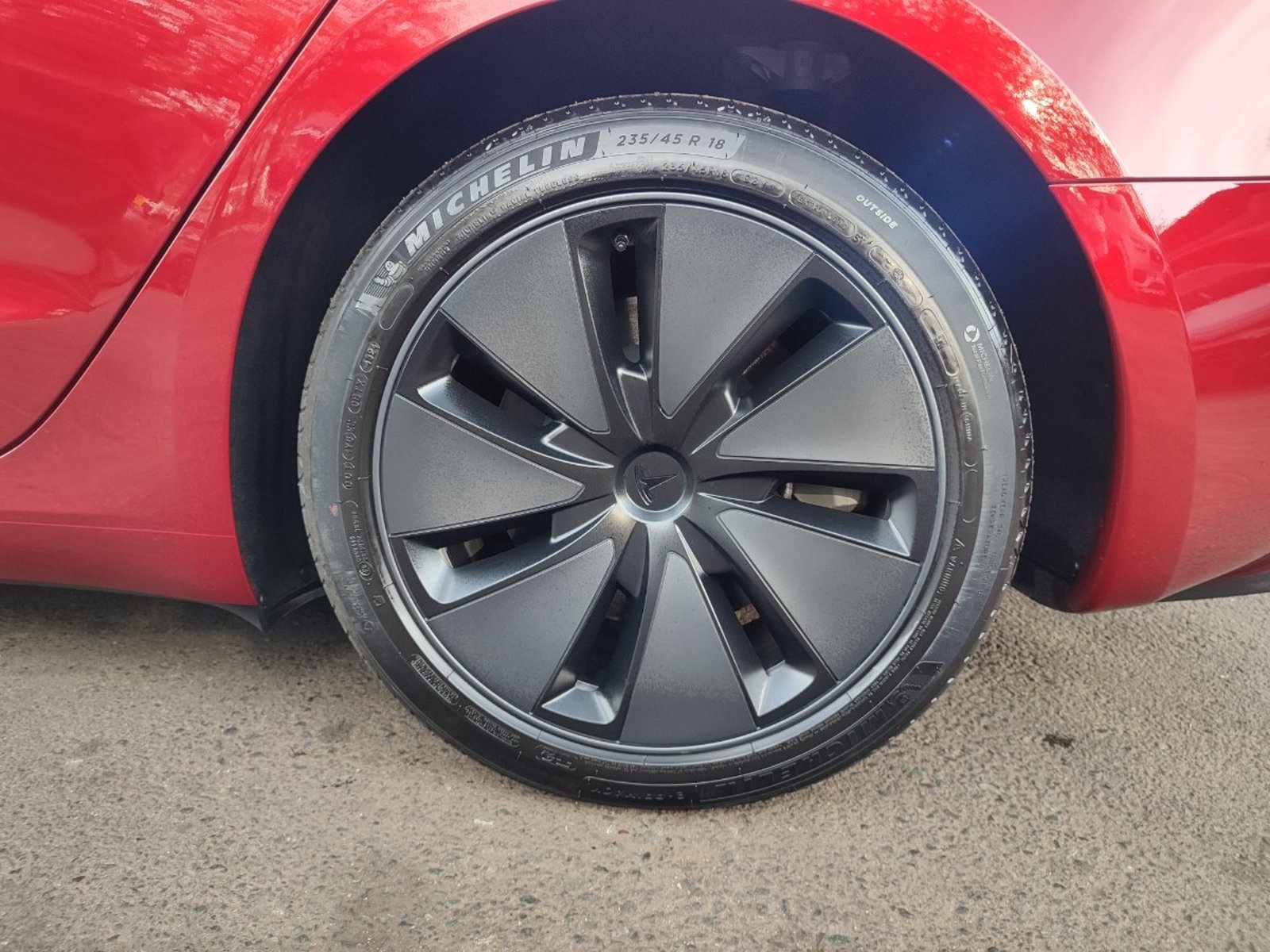 Tesla MODEL 3 LONG RANGE DUAL MOTOR 4WD 2025 - Foto 5 de 18