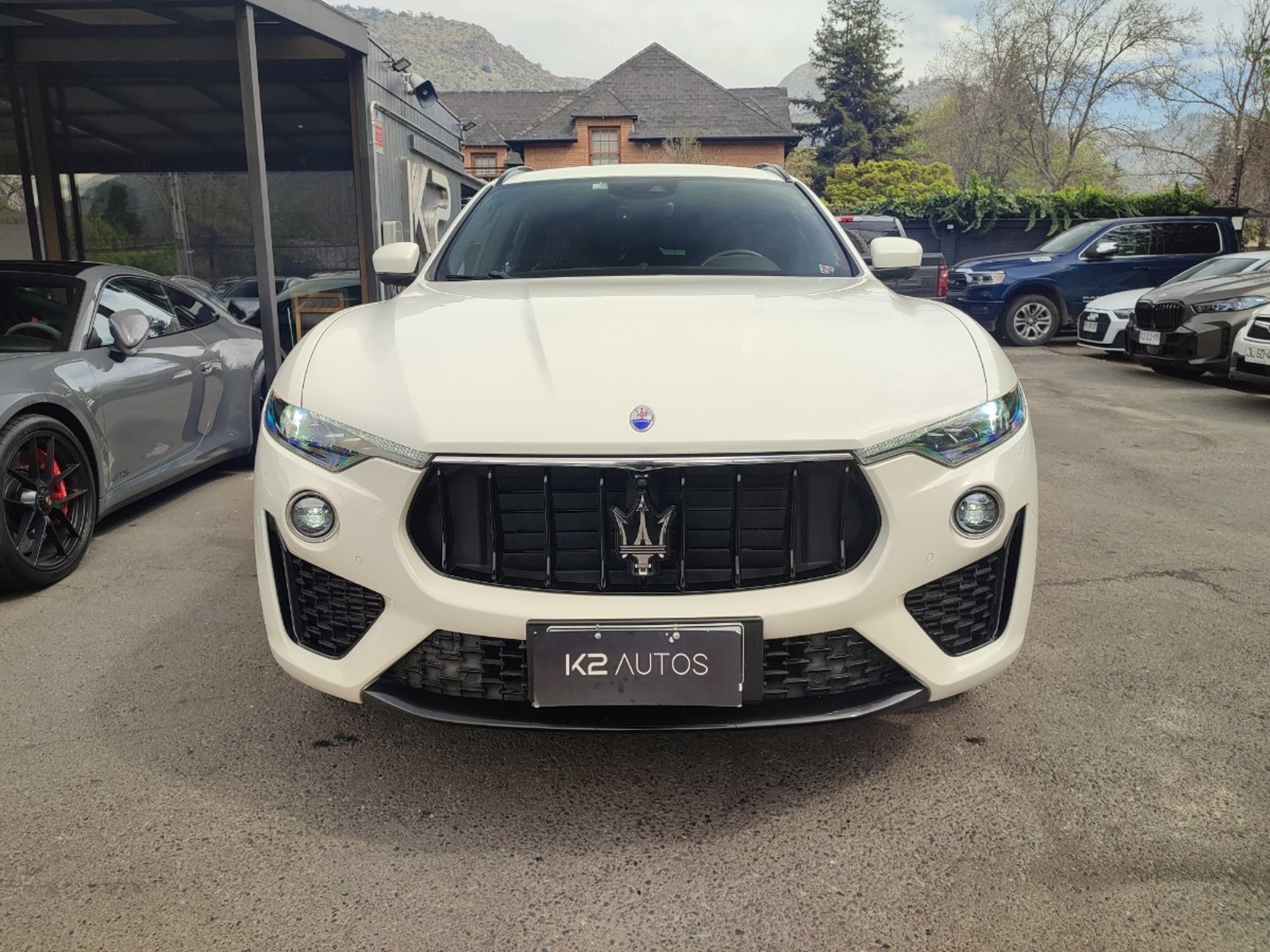 Maserati LEVANTE GRANSPORT 3.0 Q4 AT 2021 - Foto 2 de 18