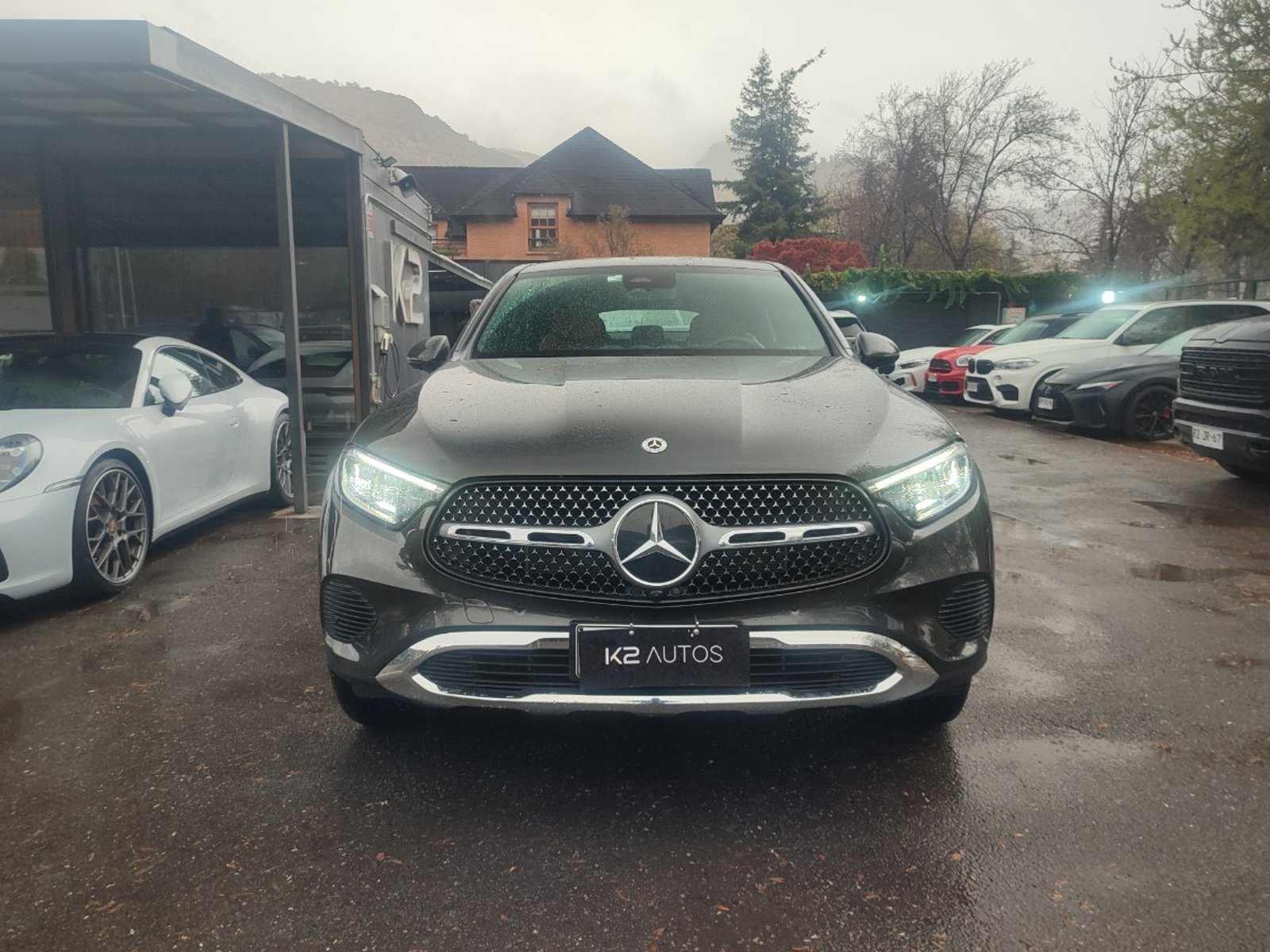 Mercedes-Benz GLC 220D COUPE 2.0 4MATIC AT 2024 - Foto 2 de 17