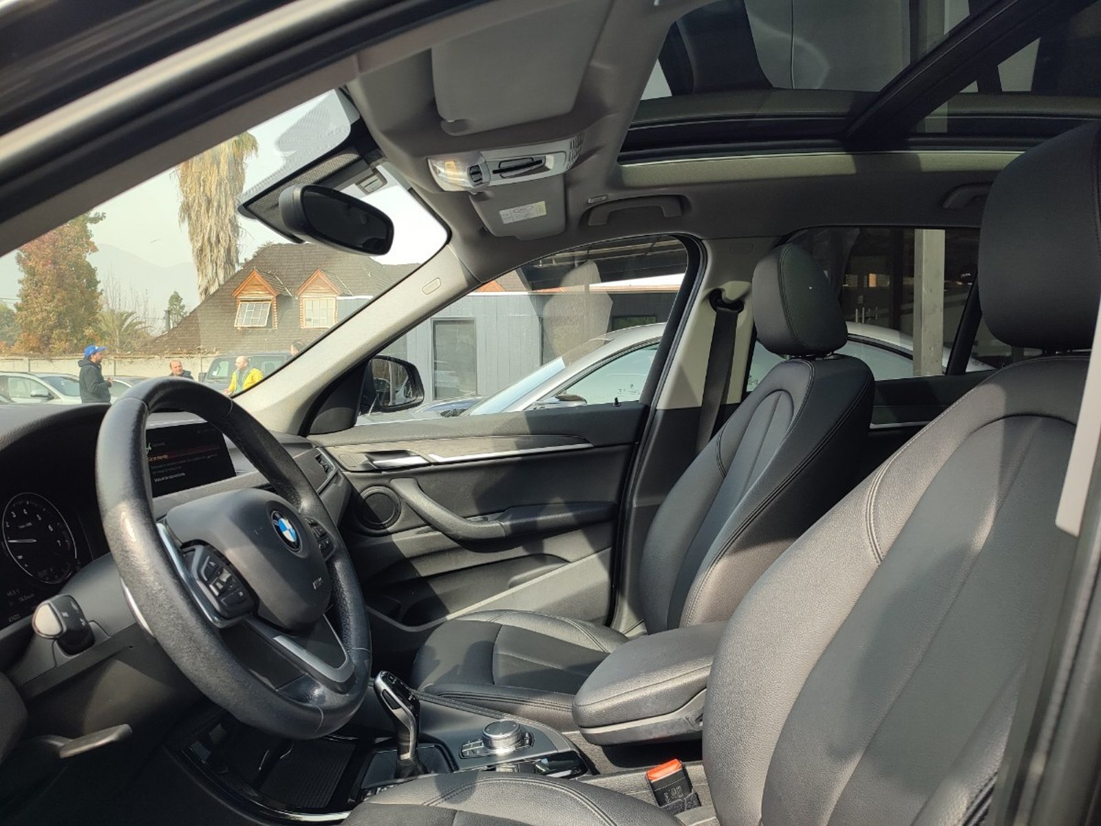 BMW X1 XDRIVE 20I XLINE 2.0 2020 - Imagen 12 de 18