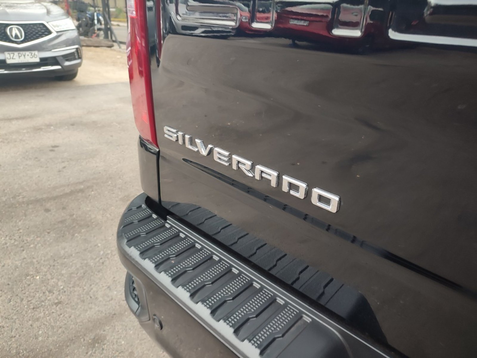 Chevrolet SILVERADO TRAIL BOSS Z71 5.3 4X4 2023 - Imagen 9 de 16