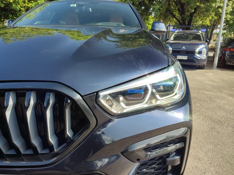 BMW X6 M50I XDRIVE 4.4 V8 2023 - Imagen 3 de 19
