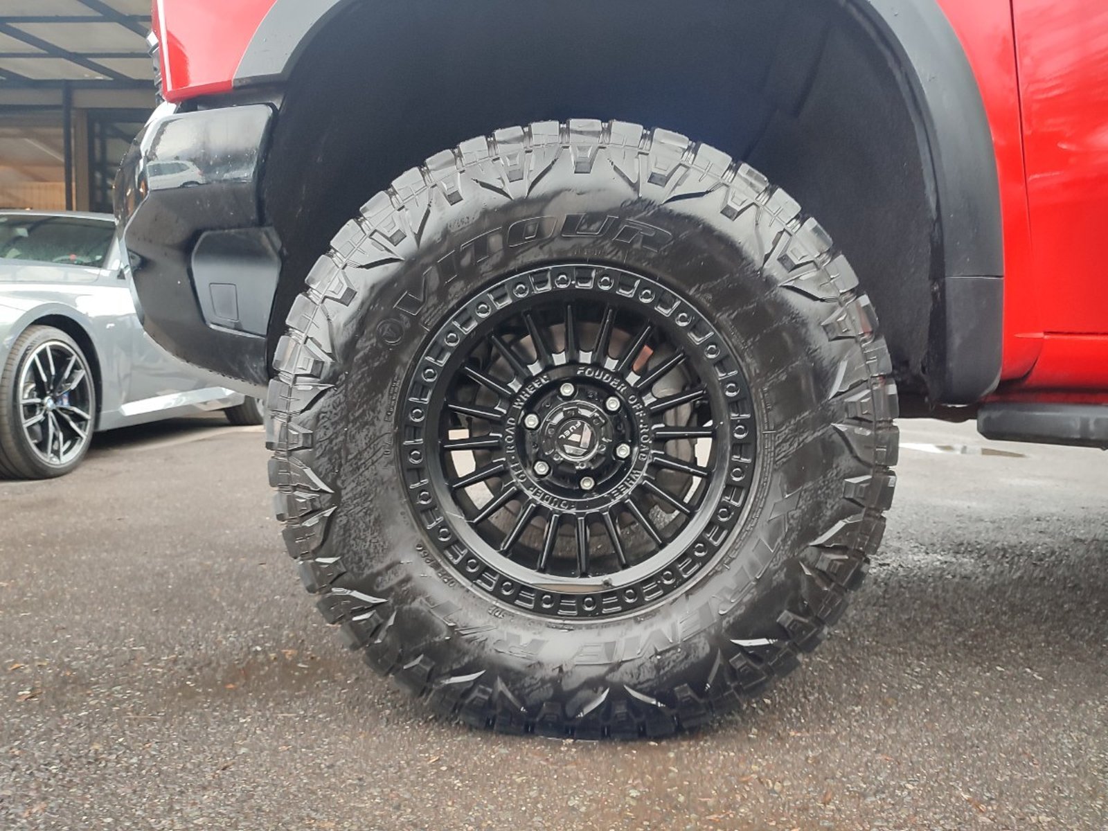 Chevrolet SILVERADO ZR2 6.2L 4WD 2023 - Foto 4 de 18