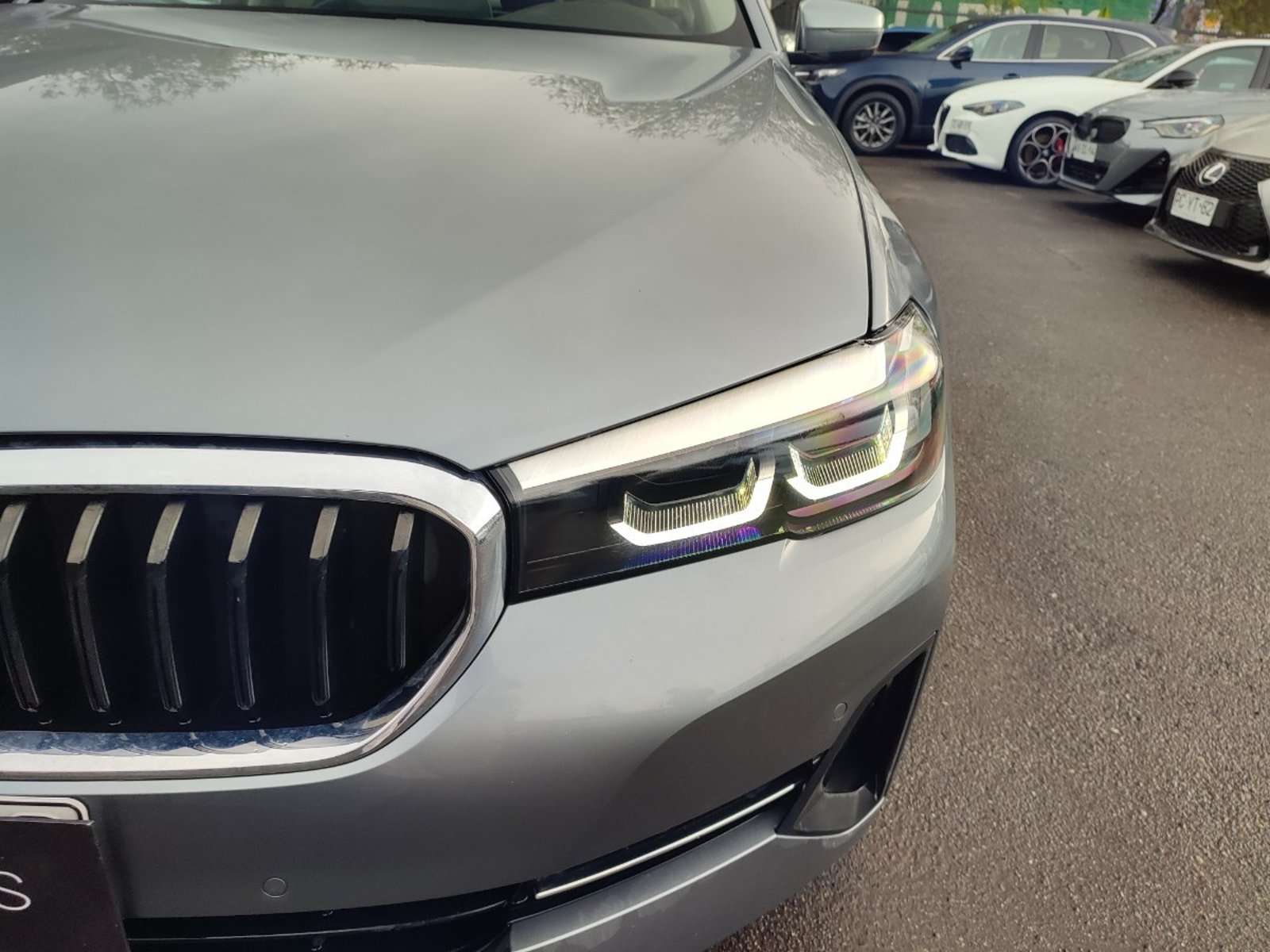 BMW 520D HERITAGE 2.0 AT 2022 - Foto 2 de 15