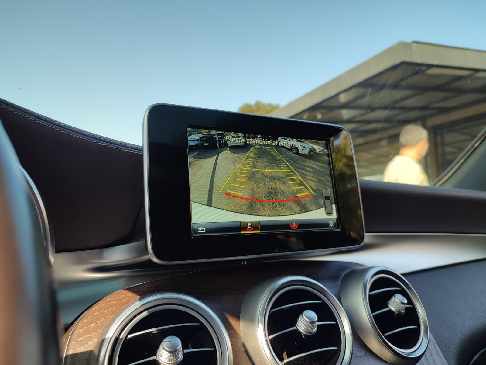 MERCEDES-BENZ GLC 250 2.0 4MATIC AT 2016 - Imagen 17 de 18