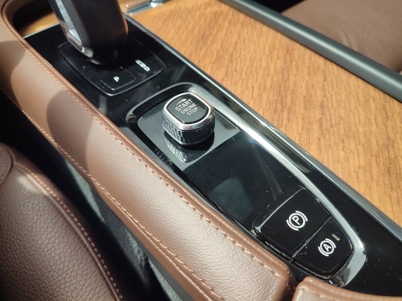 Volvo XC90 T8 II RECHARGE PLUS 2.0 AWD 2024 - Imagen 18 de 18