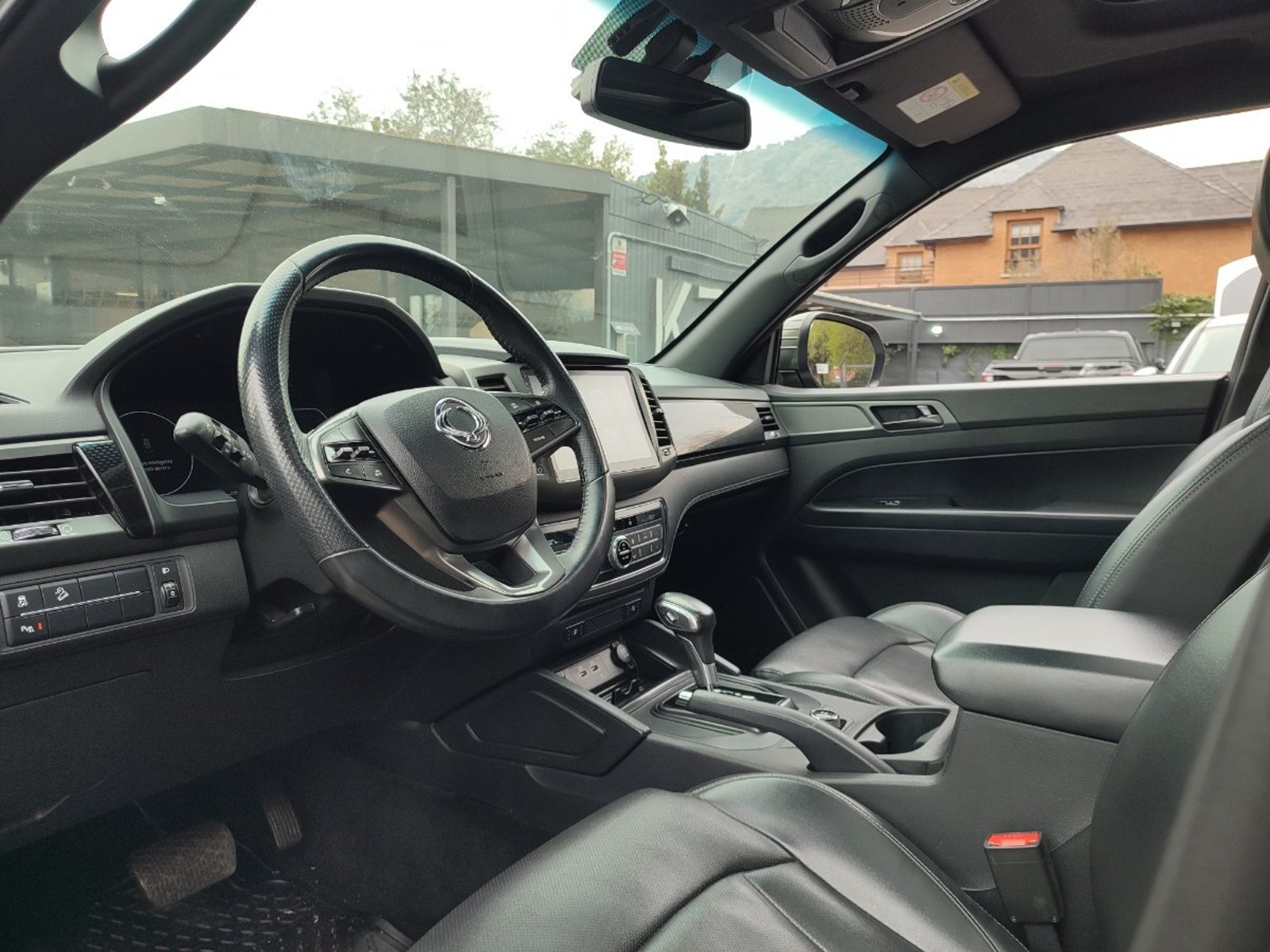 SsangYong MUSSO GRAND LIMITED PLUS 2.2 4WD AT 2024 - Imagen 11 de 17
