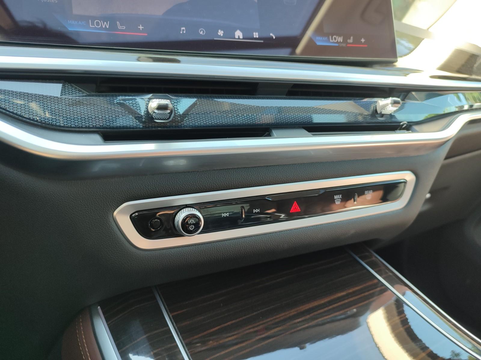 BMW X5 XDRIVE 40I XLINE 3.0 2024 - Imagen 16 de 18