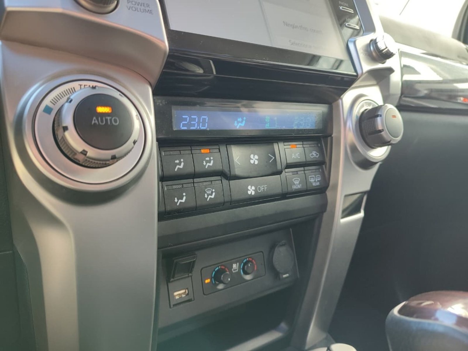 TOYOTA 4 RUNNER LIMITED 4.0 4X4 2024 - Imagen 16 de 18