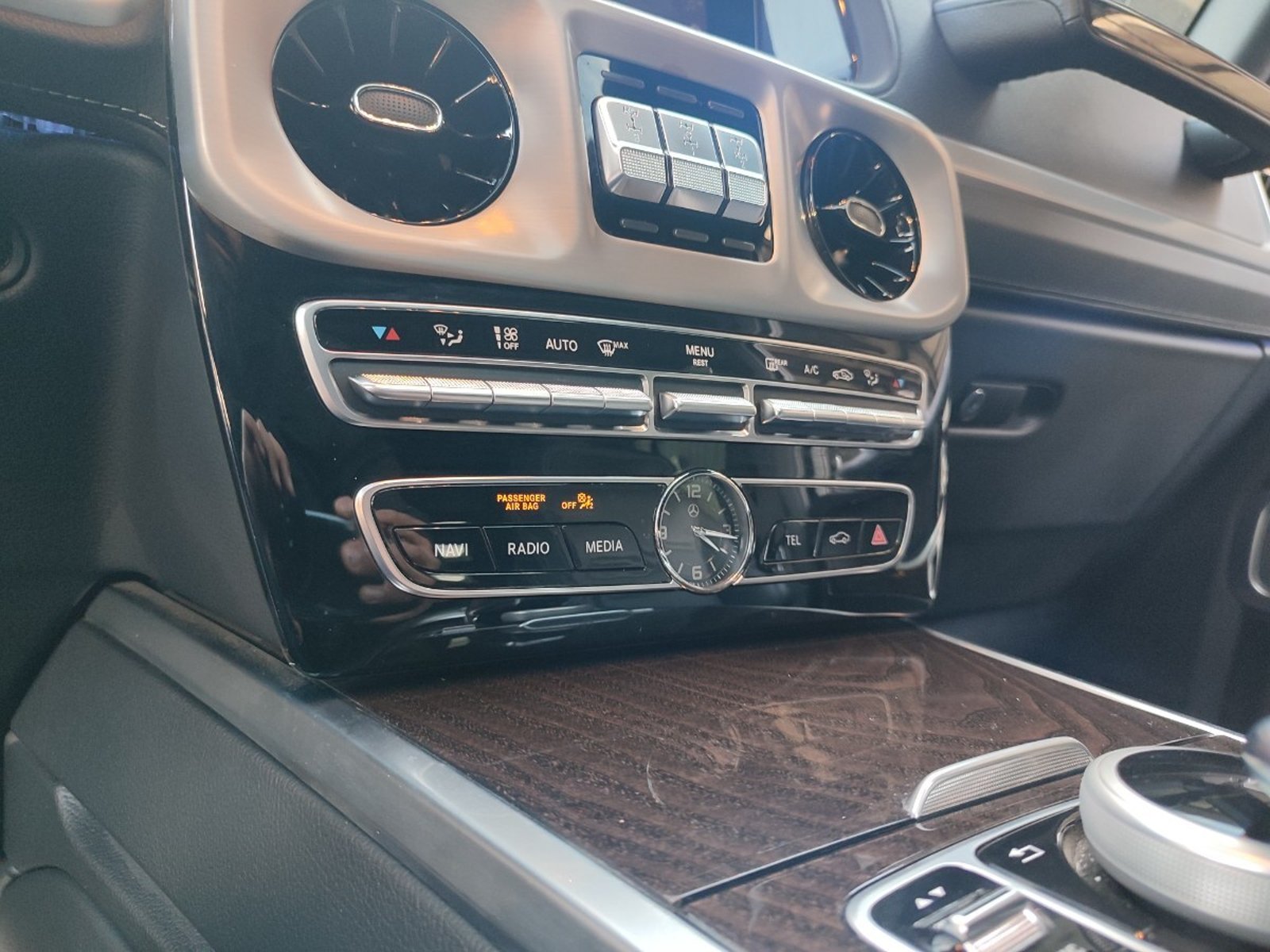 MERCEDES-BENZ G500 4.0 V8 BITURBO 4WD 2023 - Imagen 15 de 19