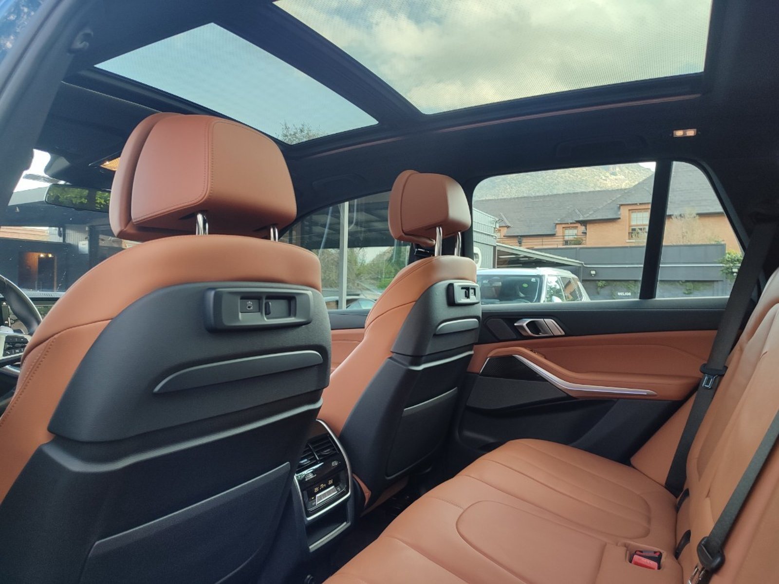 BMW X5 XDRIVE M50I 4.4 V8 AT 2023 - Imagen 13 de 19