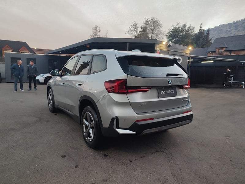 BMW X1 DYNAMIC SDRIVE 18D 2.0 2025 - Imagen 8 de 17