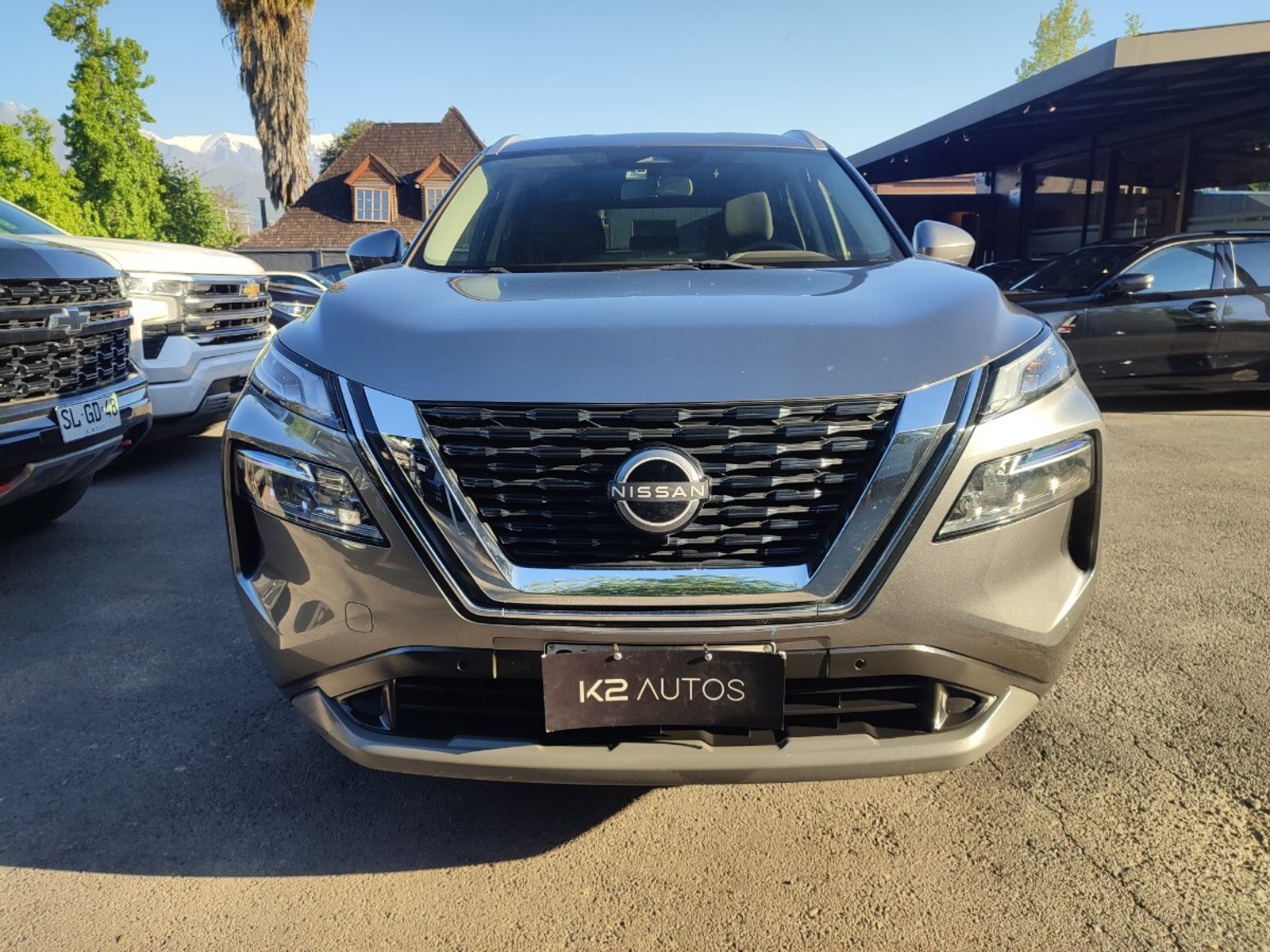 Nissan X-TRAIL SENSE 2.5 CVT 4X4 3R 2023 - Foto 2 de 19