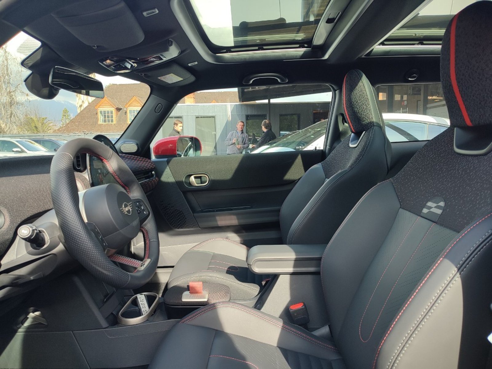 Mini COOPER JCW 2.0 AT 2026 - Imagen 10 de 17