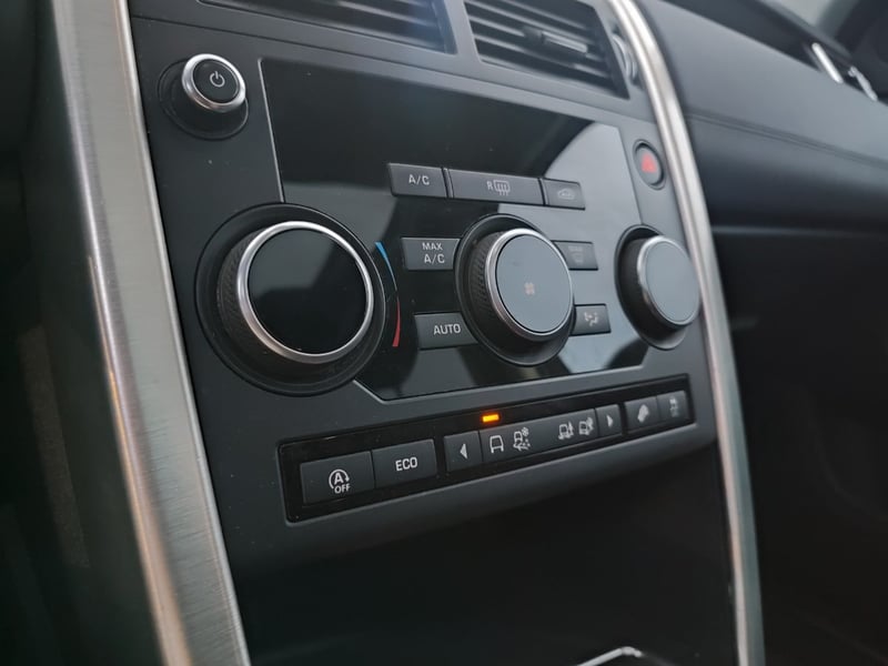 Land Rover DISCOVERY SPORT 2.0 SE 4X4 2019 - Imagen 15 de 17