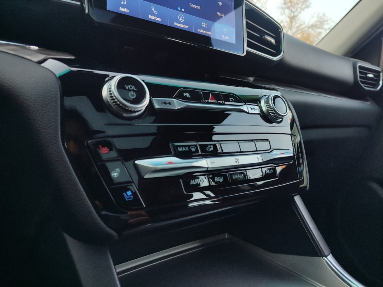 FORD EXPLORER LIMITED 4X4 2.3 ECOBOOST 2023 - Imagen 17 de 20