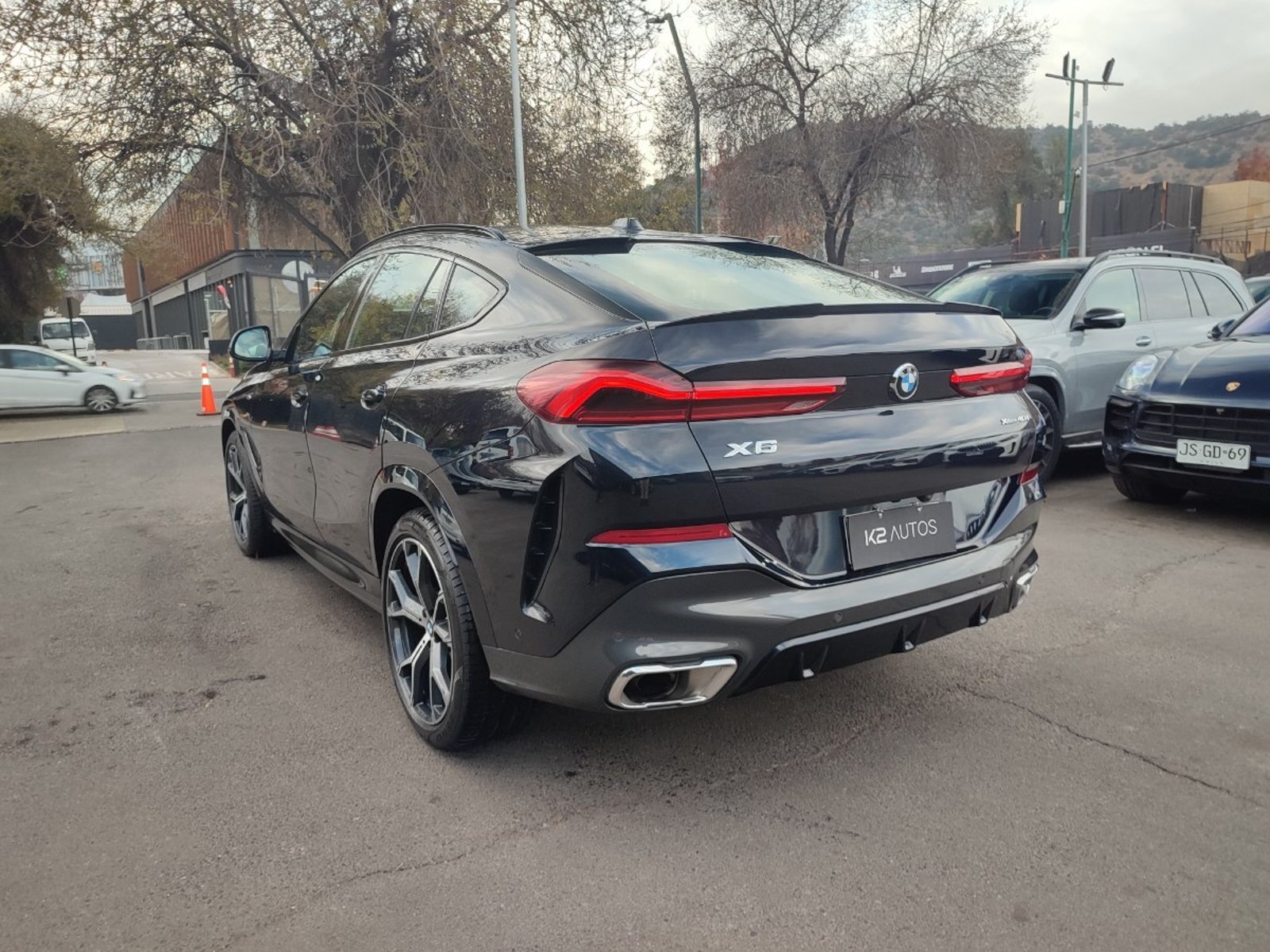 BMW X6 XDRIVE 40I MSPORT 4WD 2024 - Imagen 8 de 17
