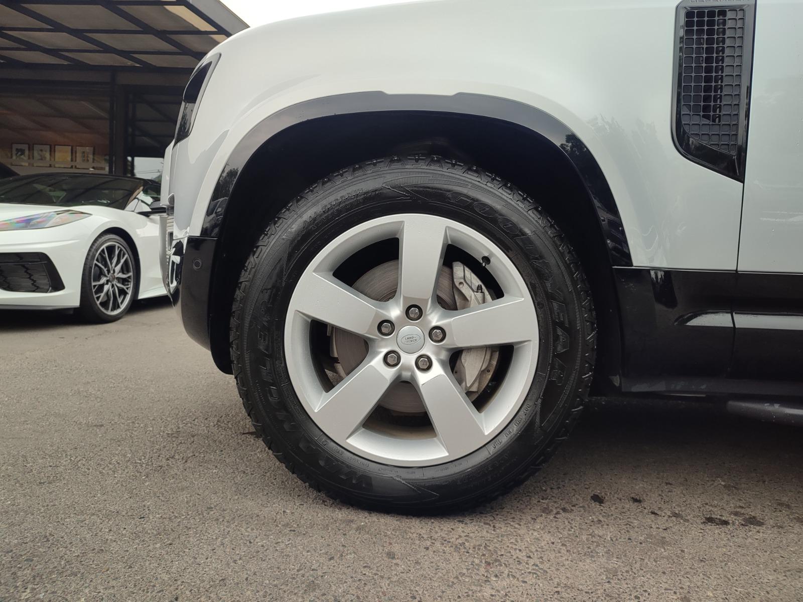 Land Rover DEFENDER 130 D300 S 3.0 4X4 2025 - Foto 5 de 18