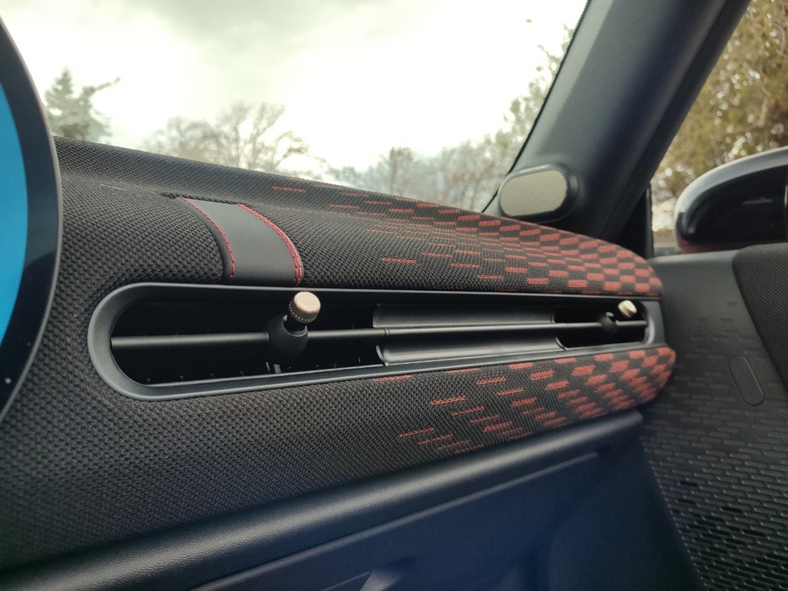 MINI COOPER JCW CABRIOLET 2.0 AT 2026 - Imagen 14 de 18