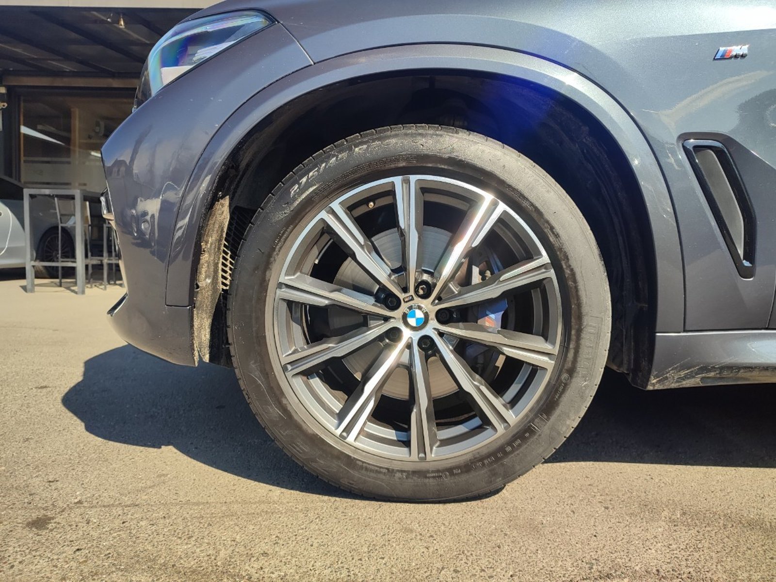 BMW X5 XDRIVE 40I MSPORT 4WD 3.0 2022 - Foto 4 de 18