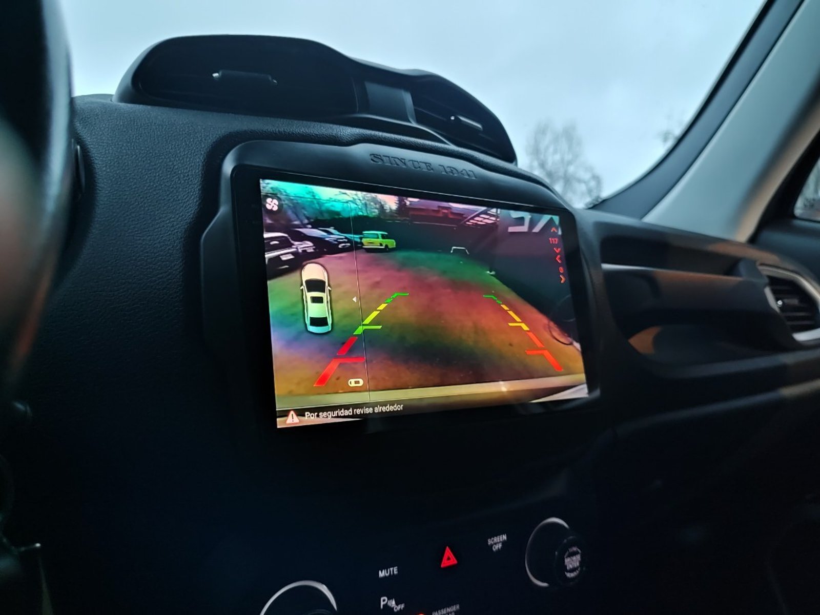 Jeep RENEGADE LX SPORT 1.8 AT 2022 - Imagen 15 de 16