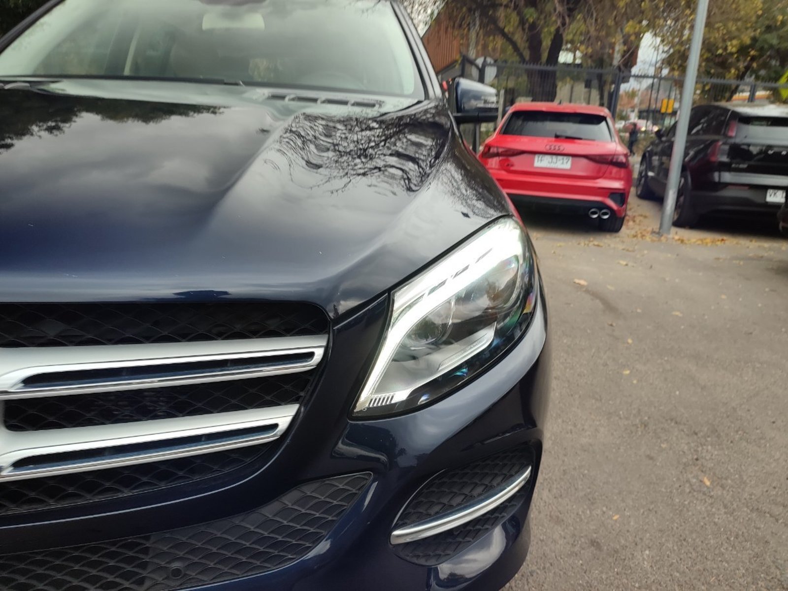 Mercedes-Benz GLE 400 SPORT 4MATIC 3.0 2019 - Foto 3 de 18