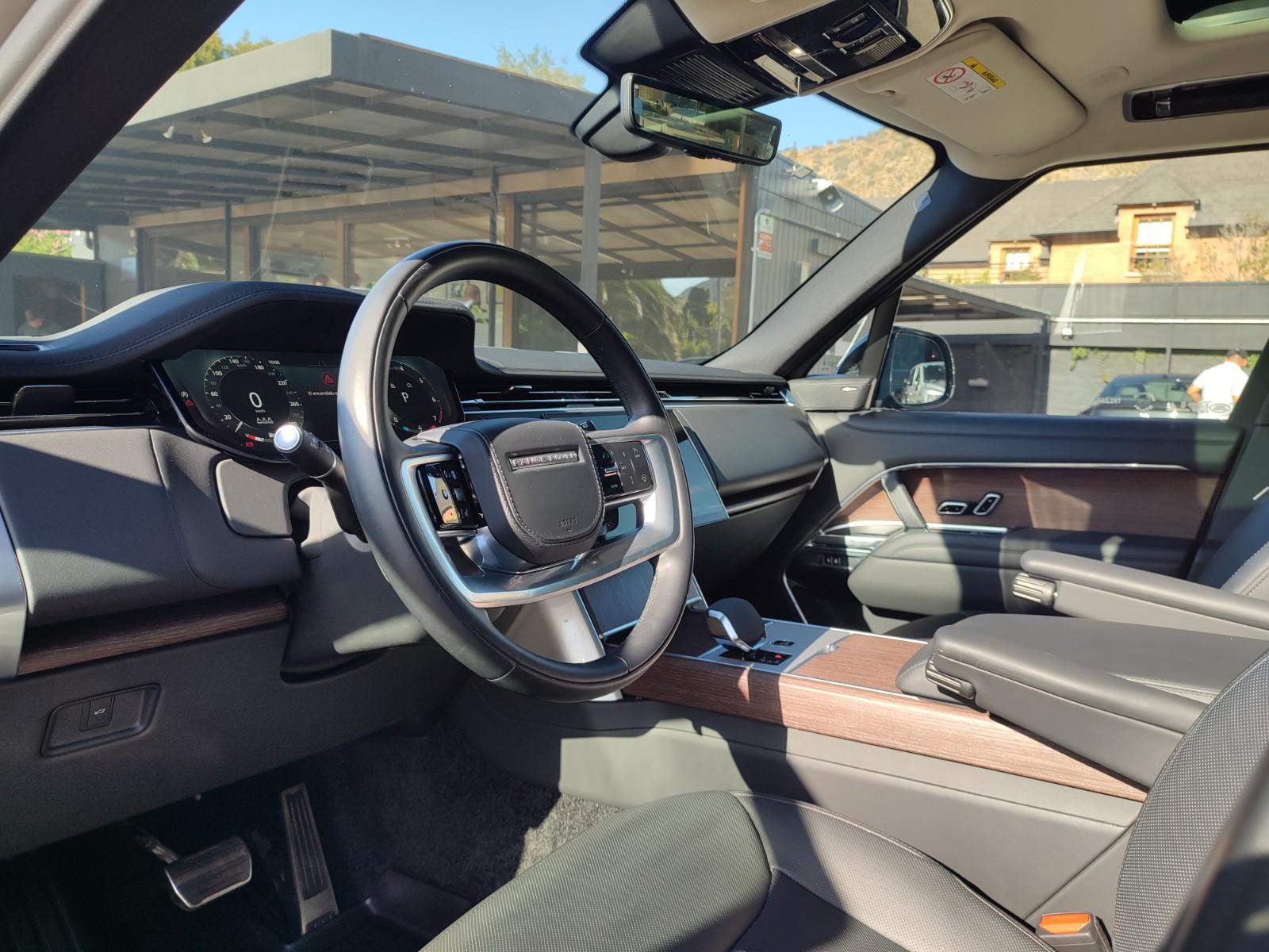 LAND ROVER RANGE ROVER P400 SE 3.0 MHEV 4WD 2024 - Imagen 8 de 16