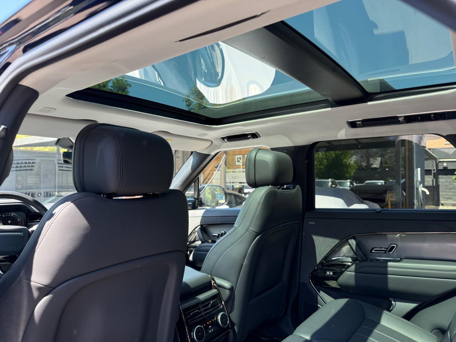 LAND ROVER RANGE ROVER SPORT 3.0ID DYNAMIC SE 2023 - Imagen 12 de 17