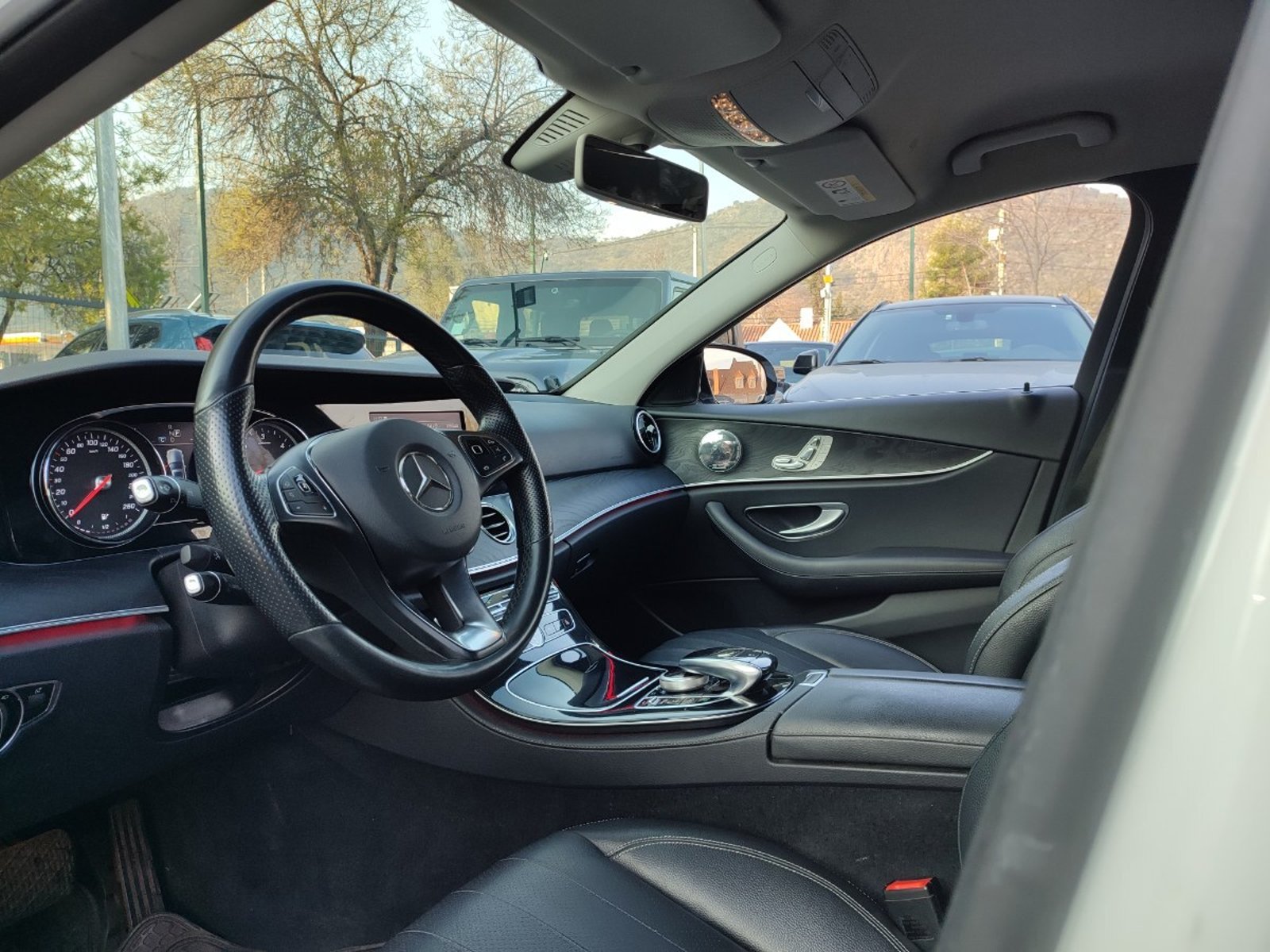 Mercedes-Benz E220 D 2.0 AT 2017 - Imagen 9 de 16