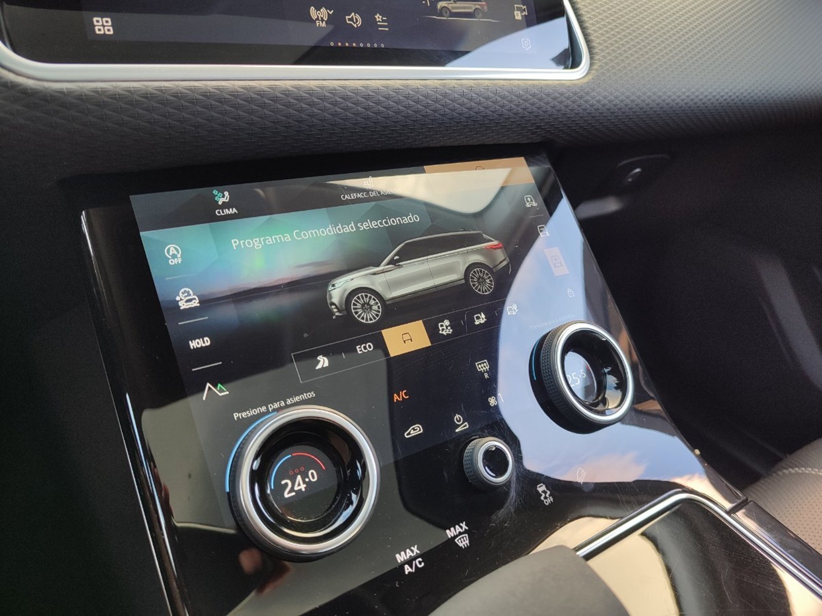 Land Rover RANGE ROVER VELAR SE 2.0 4WD 2023 - Imagen 15 de 18