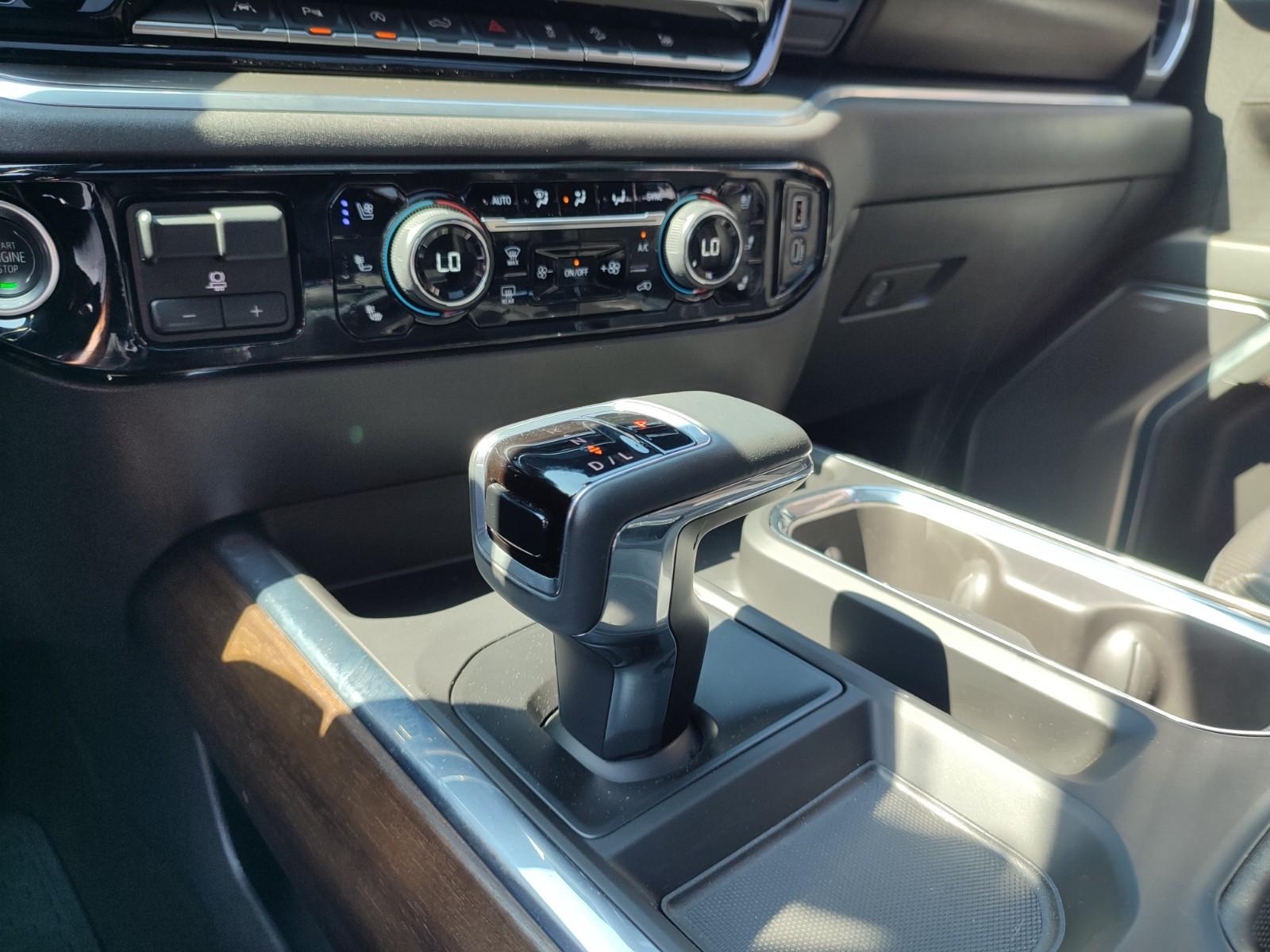 CHEVROLET SILVERADO HIGH COUNTRY 3.0 DT 4WD 2025 - Imagen 13 de 18