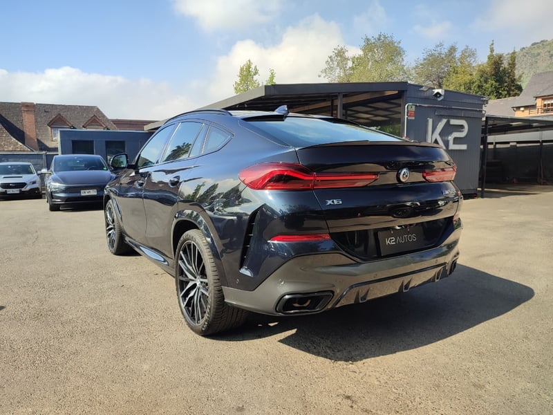 BMW X6 M50I XDRIVE 4.4 V8 2023 - Imagen 6 de 19