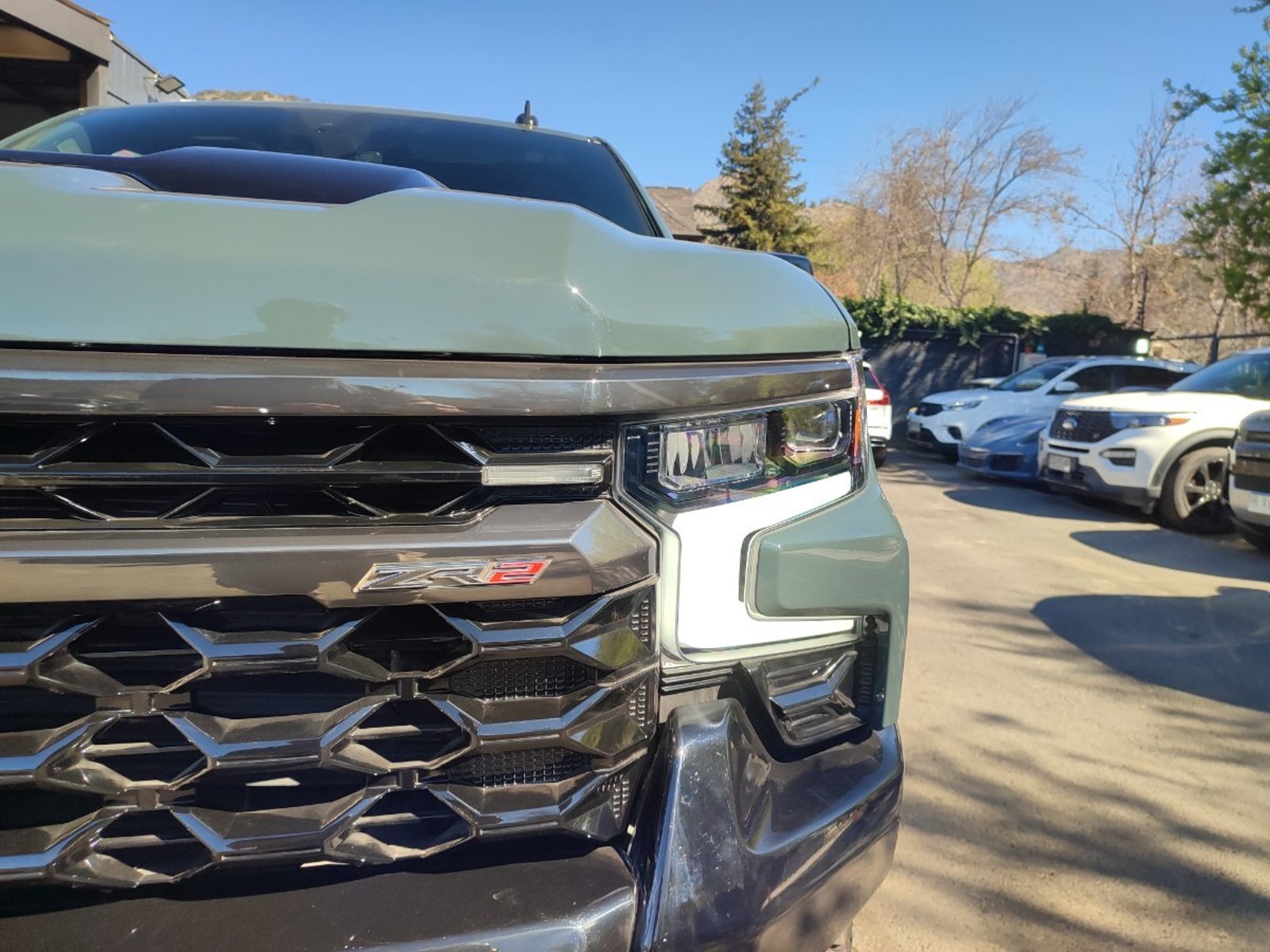 Chevrolet SILVERADO ZR2 6.2L 4WD 2026 - Foto 3 de 18