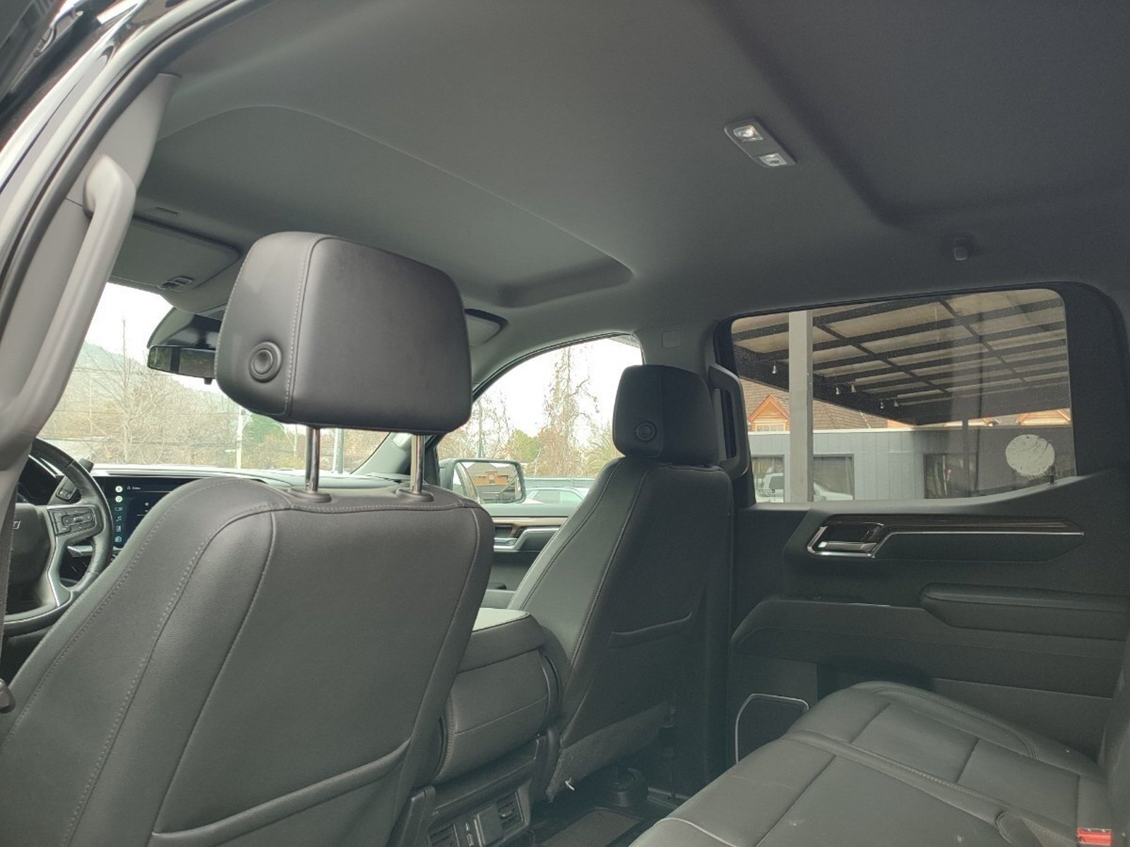 Chevrolet SILVERADO TRAIL BOSS Z71 5.3 4X4 2023 - Imagen 14 de 16