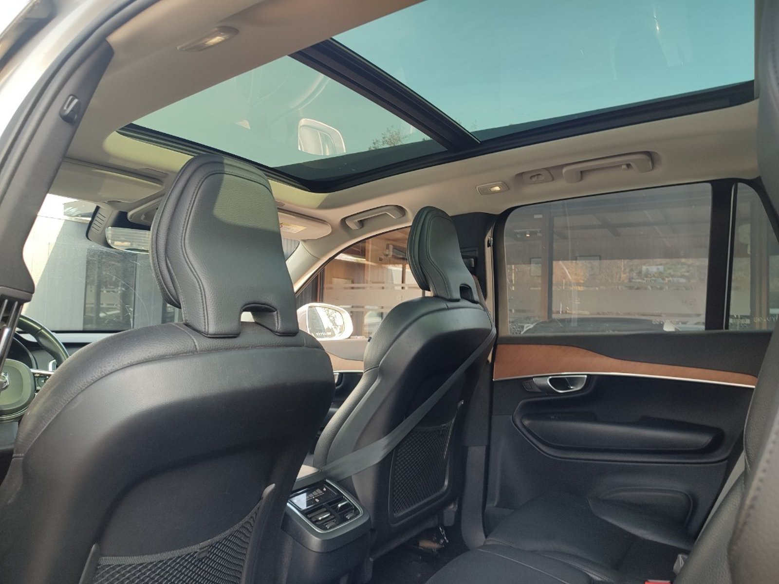 VOLVO XC90 II B6 PLUS 2.0 4WD 2023 - Imagen 10 de 19