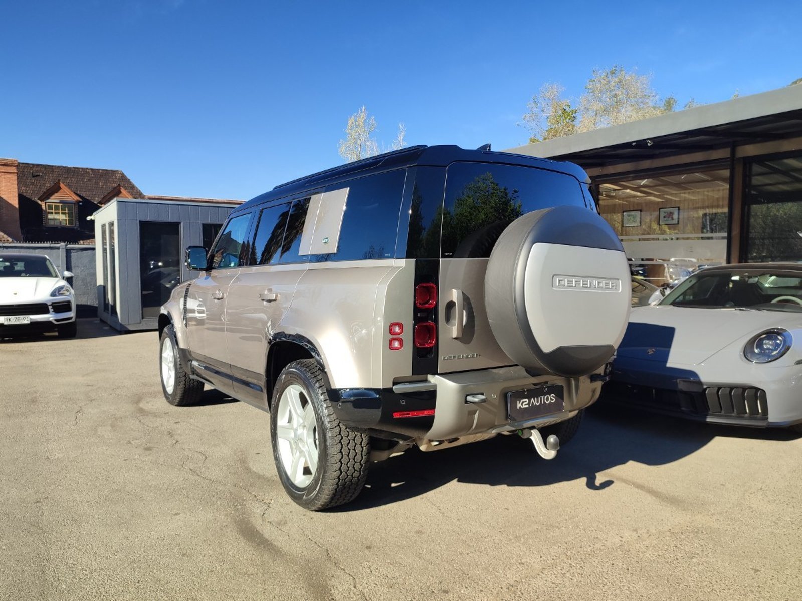 Land Rover DEFENDER X-DYNAMIC S 3.0 4WD 2023 - Imagen 6 de 19