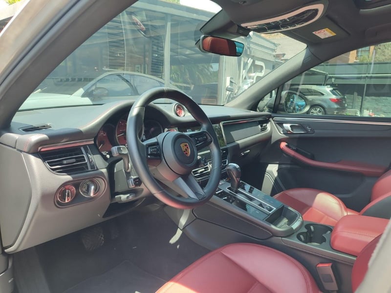 Porsche MACAN T III 2.0 DCT 4WD 2024 - Imagen 11 de 18