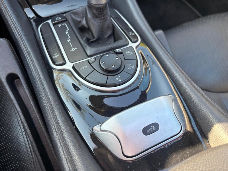 Mercedes-Benz SL 500 CABRIO 5.5 AUT 2011 - Imagen 16 de 17