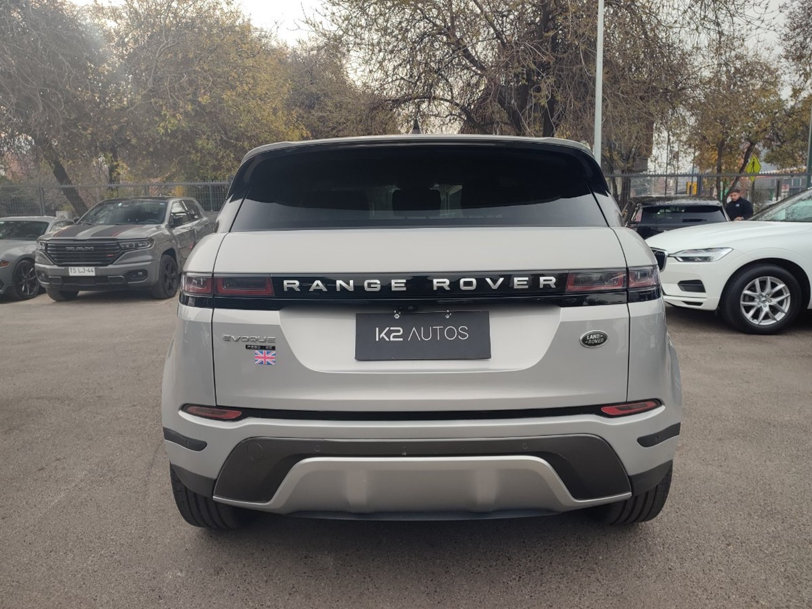 LAND ROVER RANGE ROVER EVOQUE P250 SE 2.0 2020 - Imagen 9 de 16