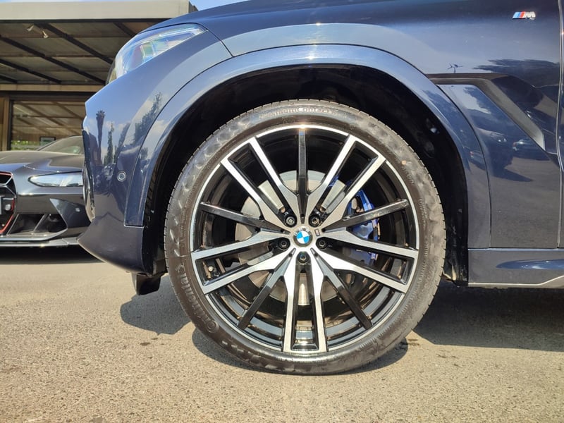 BMW X6 M50I XDRIVE 4.4 V8 2023 - Imagen 4 de 19