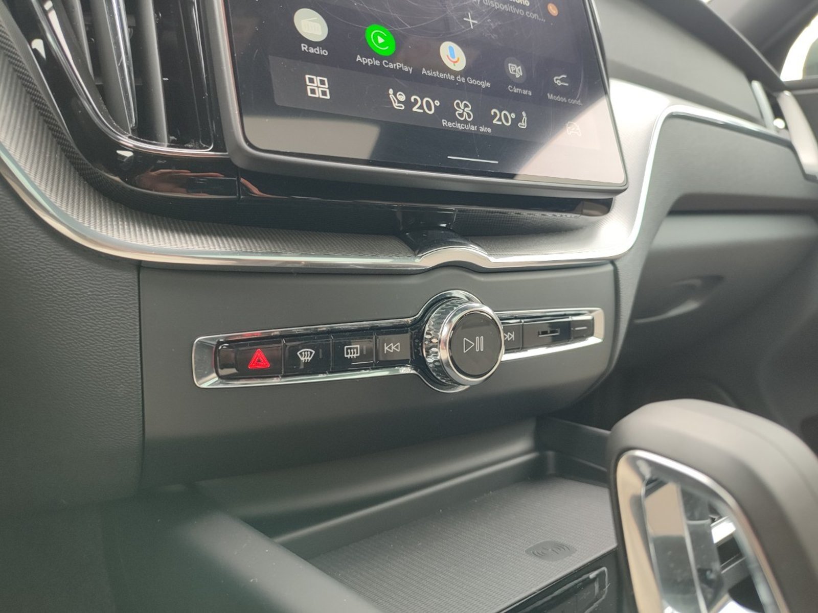 Volvo XC60 T8 CORE 2.0 4WD 2026 - Imagen 15 de 18